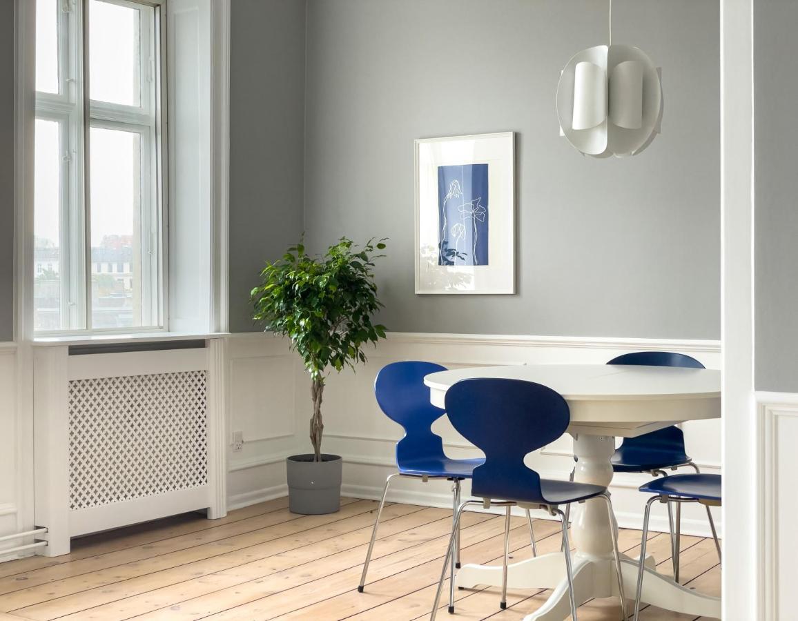 Stylish Classic Danish Design Apartment Köpenhamn Exteriör bild